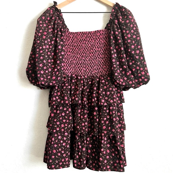 VESTIQUE Dark Brown Floral Meet in Middle Mini Dress Smocking Puff Sleeve M NWT - Picture 2 of 9